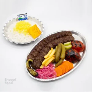 چلو کباب کوبیده دو سیخ